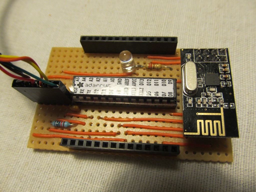 Dirt Cheap Low Power Wireless Sensor Node using nRF24L01+ 2.4GHz