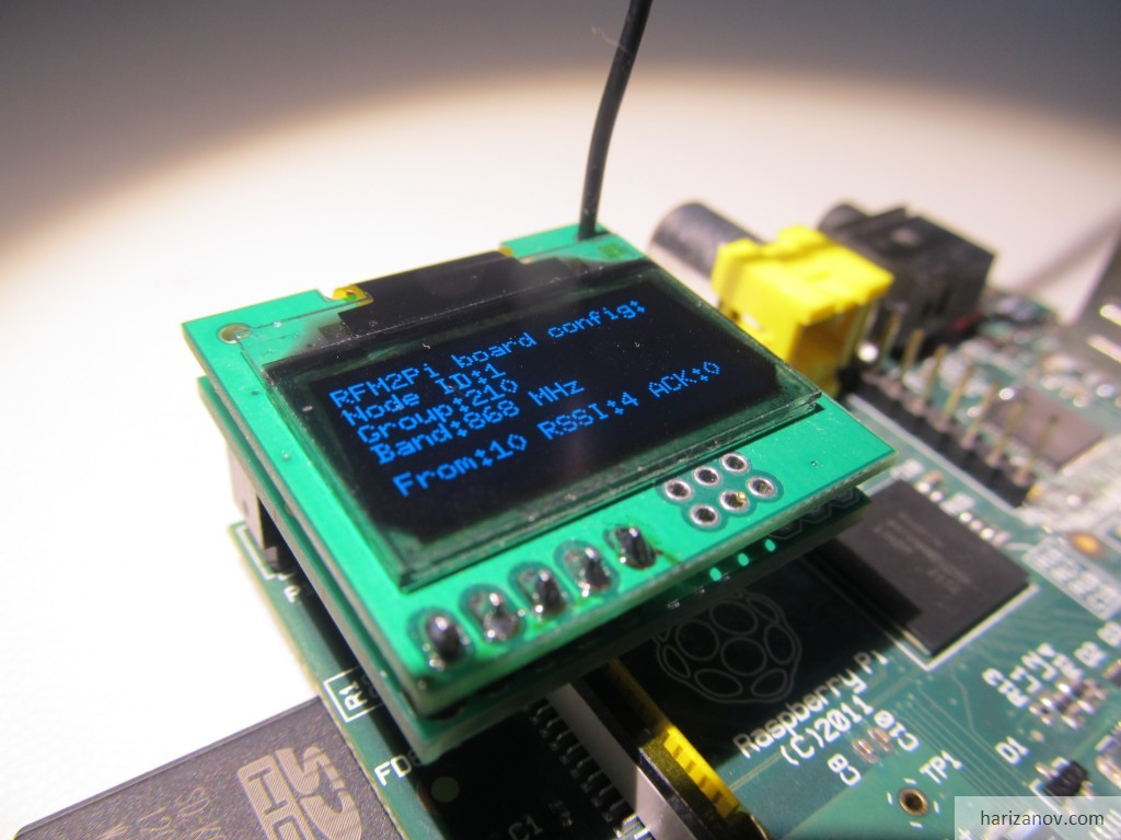 OLED status display on the RFM2Pi board