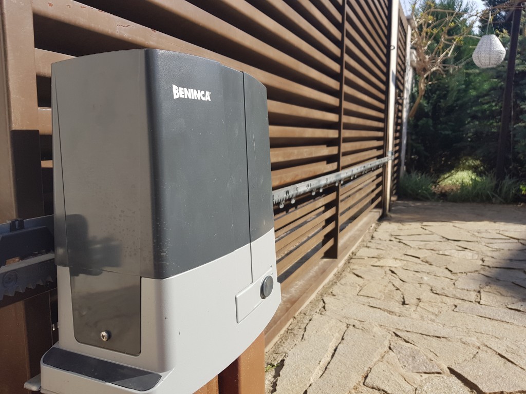 IoT sliding door opener Martin's corner on the web