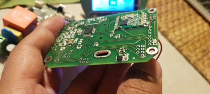 Wireless battery temperature and humidity sensor revision